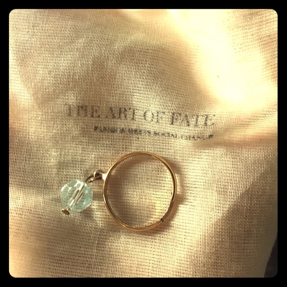 Dangling Ring - Picture 2 of 4